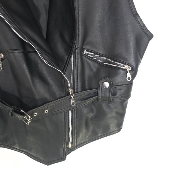 Moto Style Vest - Picture 3 of 8